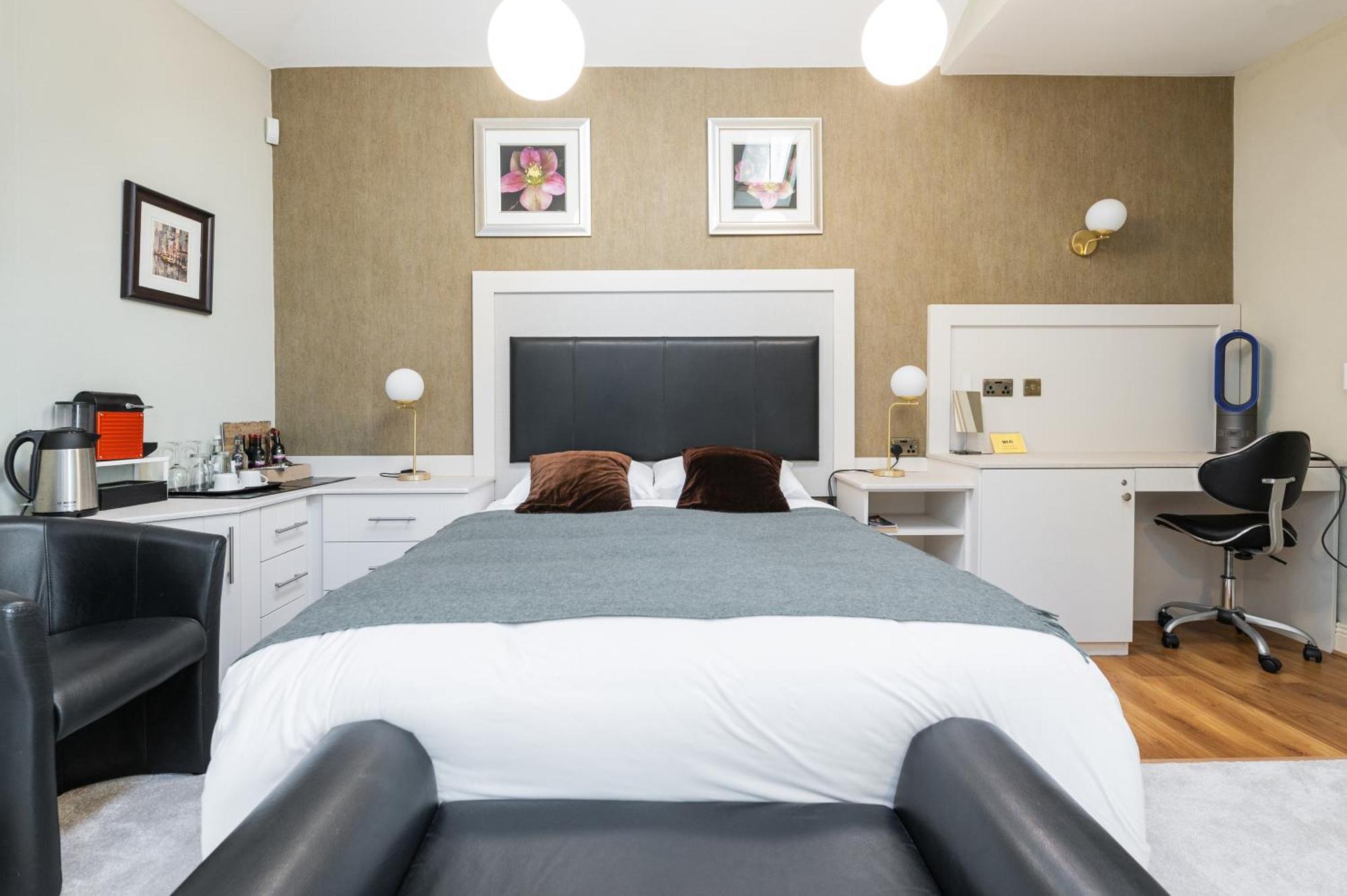 The Merchant House Gasthof 5*